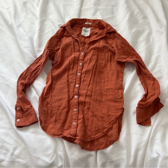 Abercrombie and fitch button down top - Picture 1 of 6